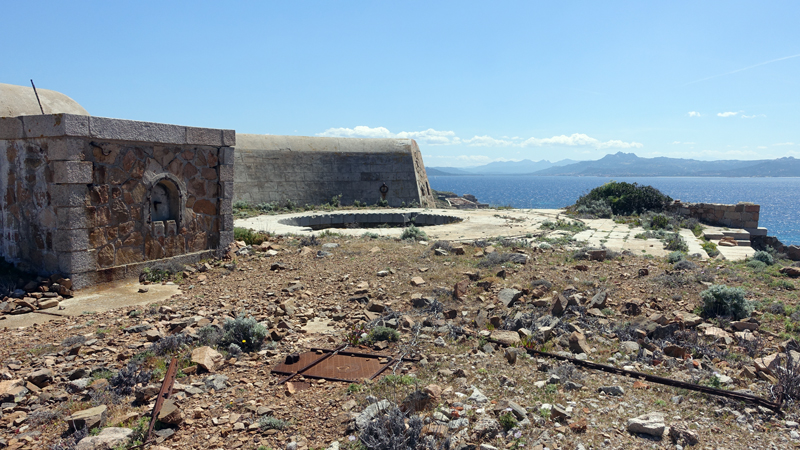 2016-05-03_143104 sardinien-2016.jpg - Isola Carprera - Batterie di Punta Rossa